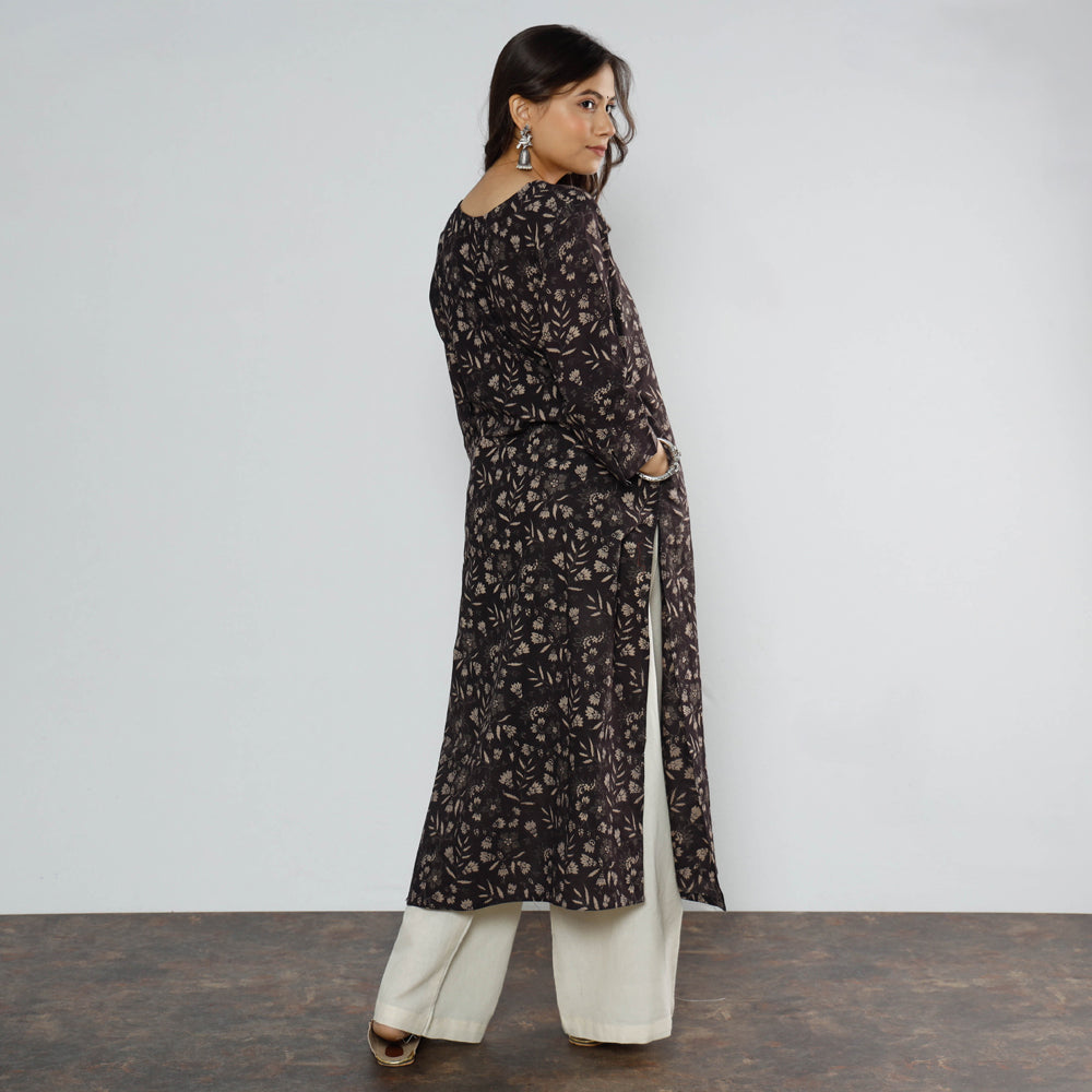 Buy Brown- Straight fit Kalamkari printed Readymade Kurti online |  Readymade Suits from ShrusEternity